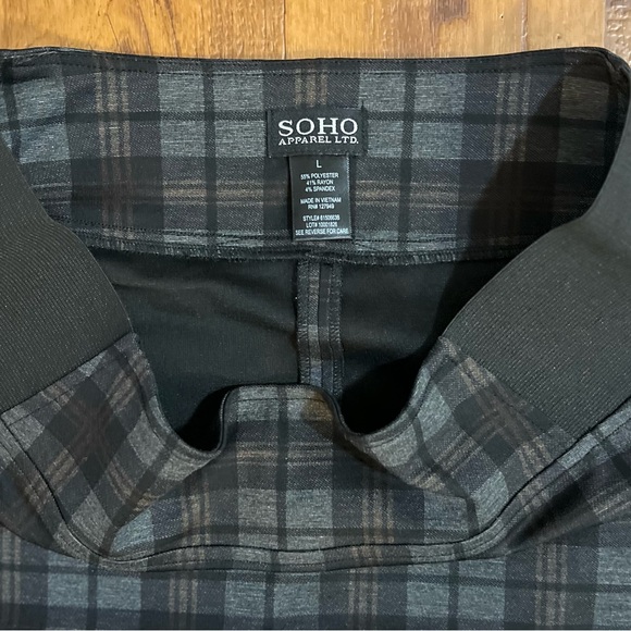 Soho Apparel Plaid Pull On Pencil Skirt With Back Slit - Picture 2 of 7
